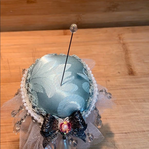 Shabby Chic Wine Glass Pincushion - Picture 6 of 6